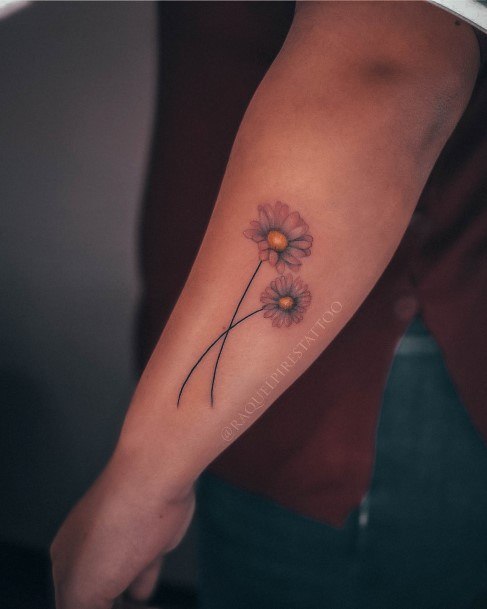 Daisy Tattoo Feminine Designs