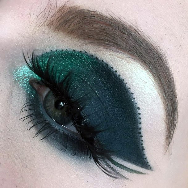 Dark And Deep Green Eyeshadow Women