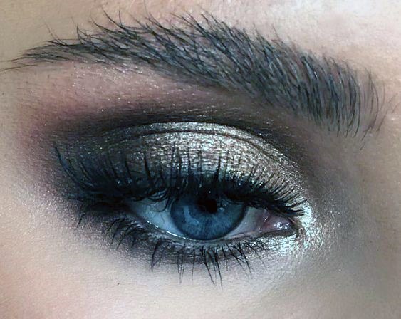 Dark Brown And Gold Eyeshadow Women