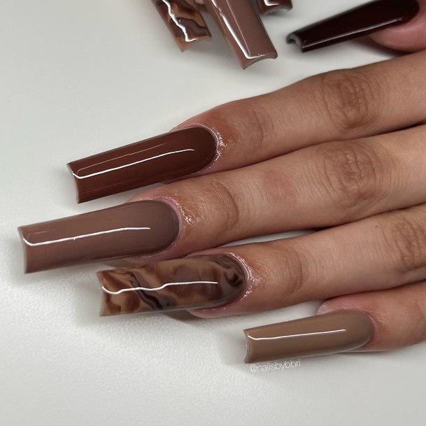 Dark Brown Nail Feminine Designs