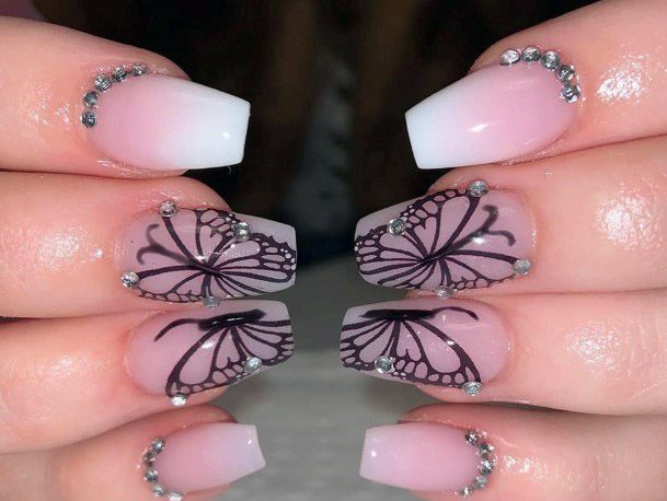 Dark Butterfly Brooch On Nails Women