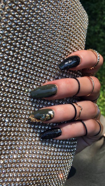 Dark Green And Gold Nails Women