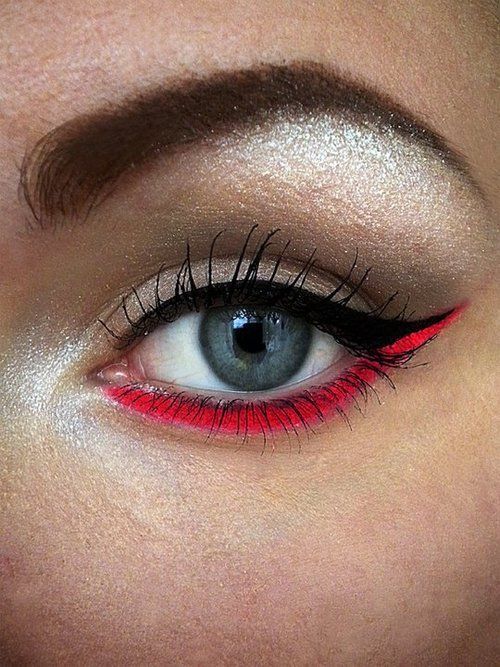 Dark Red Makeup Looks Lower Eye Lid Women