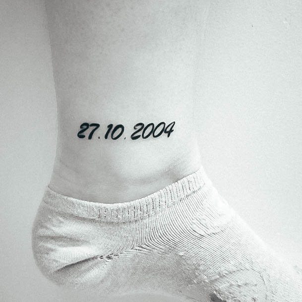 Date Tattoo For Ladies