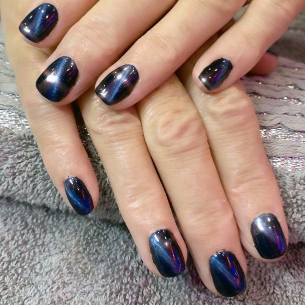 Dazzling Black White Streak Gel Nail Design For Women