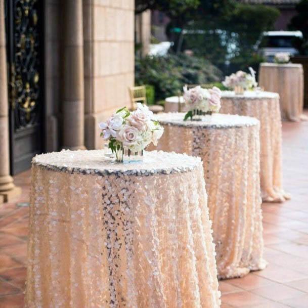 Dazzling Rose Gold Wedding Table Decor Lush Floral Centerpiece