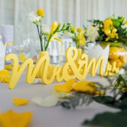 Dazzling Yellow Wedding Flowers