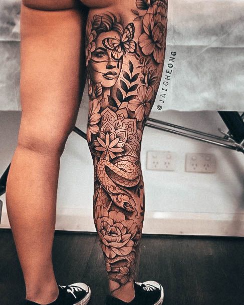 Decorative Best Tattoo On Female