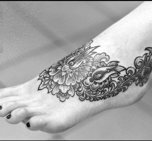 Decorative Black Tattoo Womens Foot