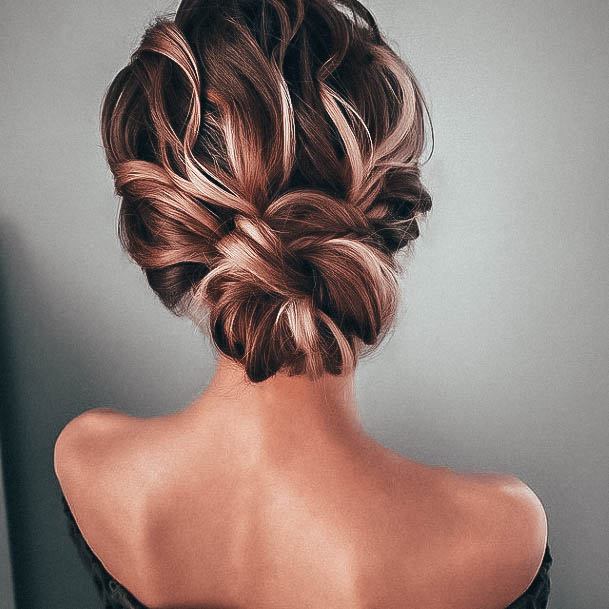 Decorative Business Hairstyles On Female