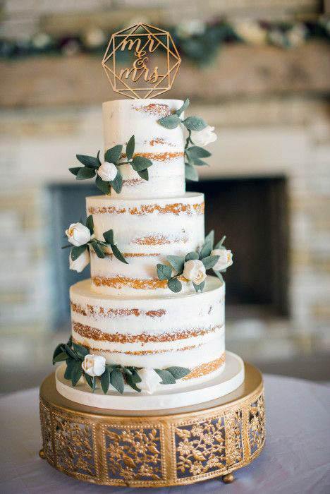 Decorative Cake And September Wedding Flowers