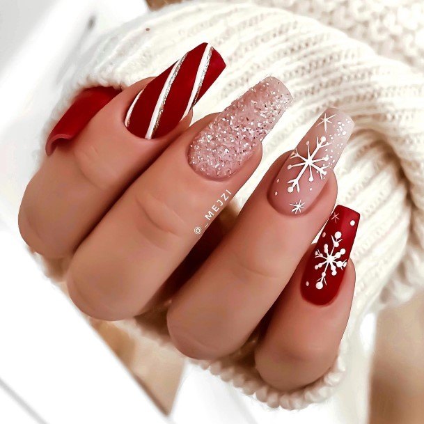 Decorative Christmas Ombre Nail On Female
