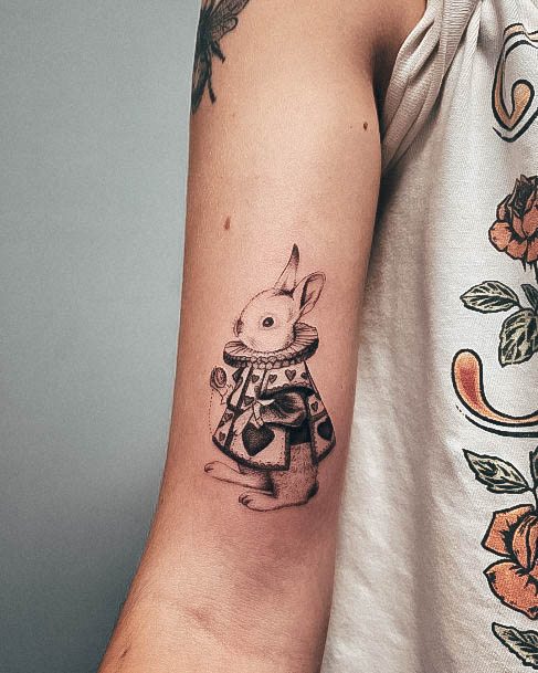 Decorative Looks For Womens Alice In Wonderland Tattoo