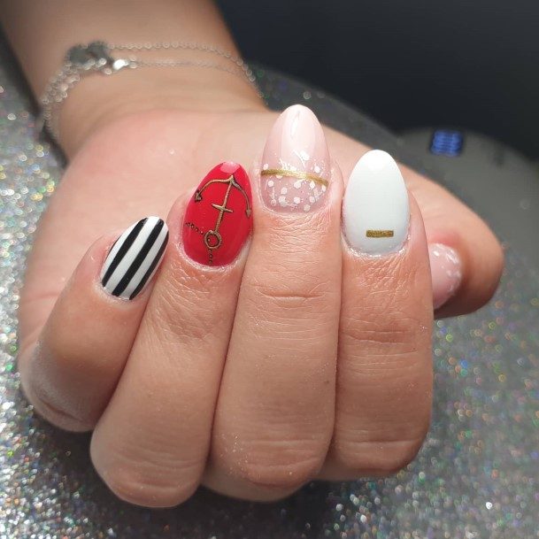 Decorative Looks For Womens Anchor Nail