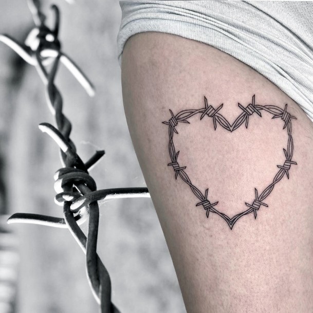 Decorative Looks For Womens Barbed Wire Tattoo