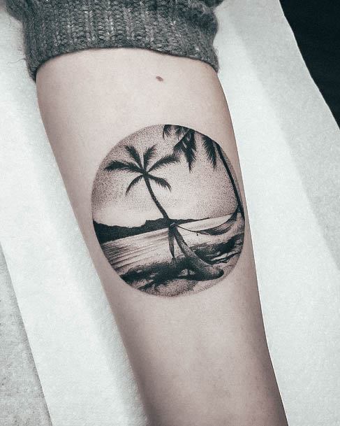 Decorative Looks For Womens Beach Tattoo