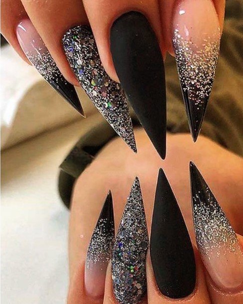 Decorative Looks For Womens Black Prom Nail