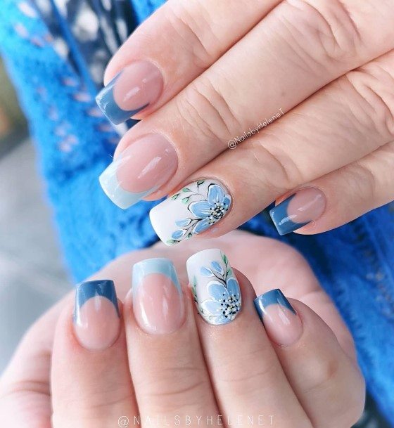 Decorative Looks For Womens Blue Summer Nail