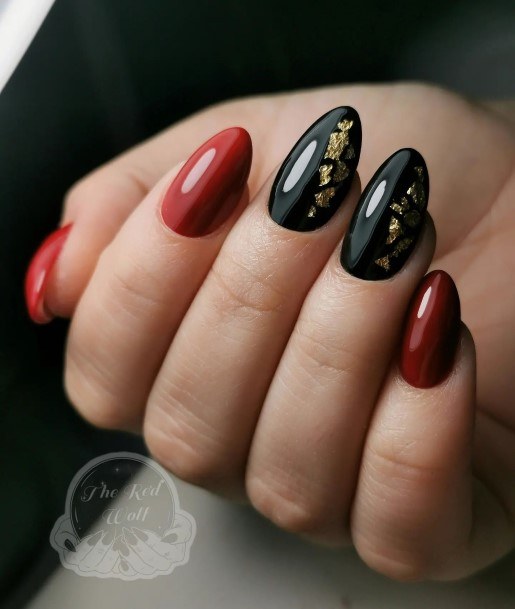 Decorative Looks For Womens Burgundy And Black Nail