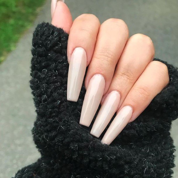 Decorative Looks For Womens Casual Nail