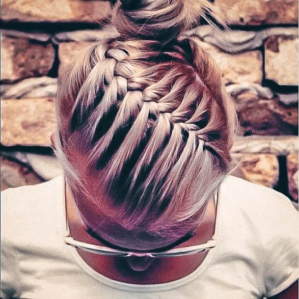 Decorative Looks For Womens Cool Haircuts