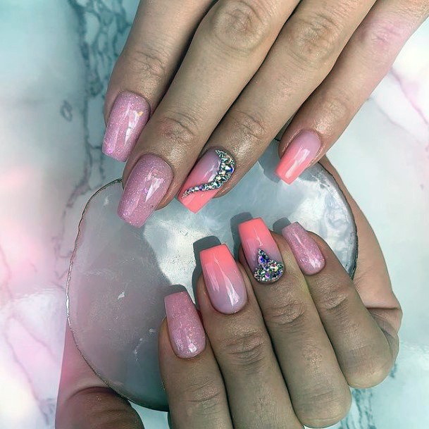 Decorative Looks For Womens Crystals Nail