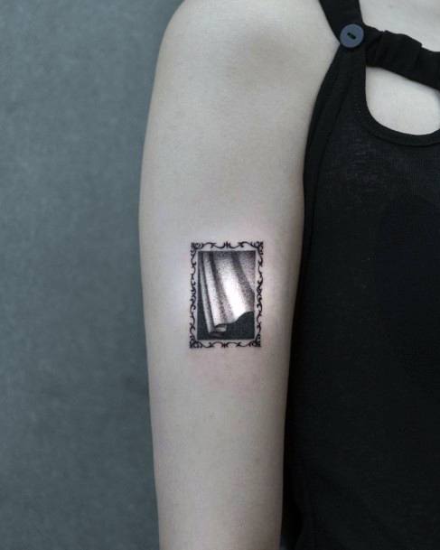 Decorative Looks For Womens Frame Tattoo