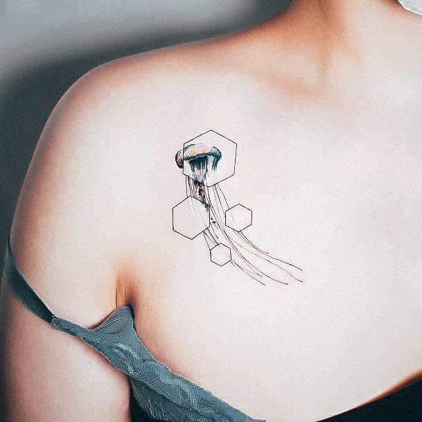 Decorative Looks For Womens Jellyfish Tattoo