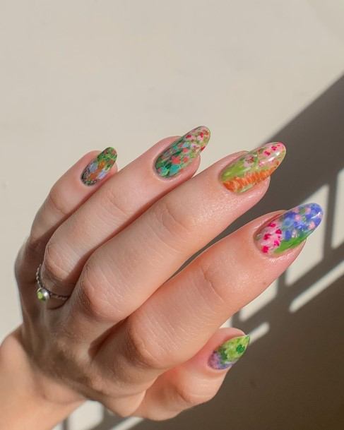 Decorative Looks For Womens Landscape Nail