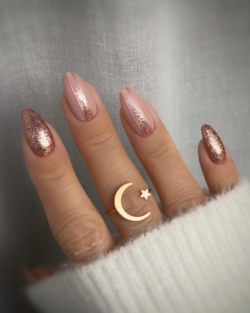 Decorative Looks For Womens Metallic Gold Nail