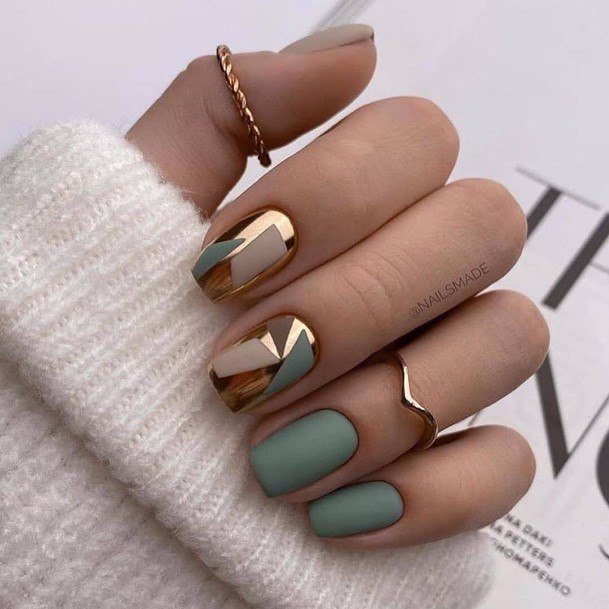 Decorative Looks For Womens Neat Nail