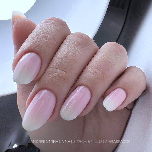 Decorative Looks For Womens Pale Pink Nail