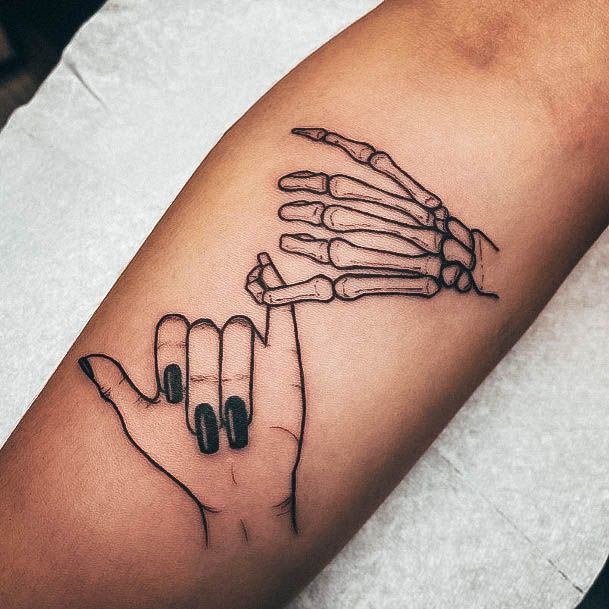 Decorative Looks For Womens Pinky Promise Tattoo