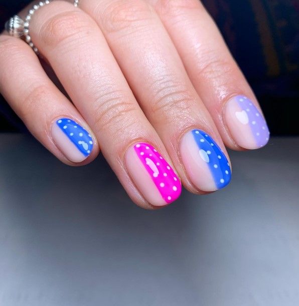 Decorative Looks For Womens Polka Dot Nail