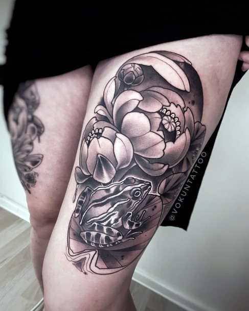 Decorative Looks For Womens Pond Tattoo