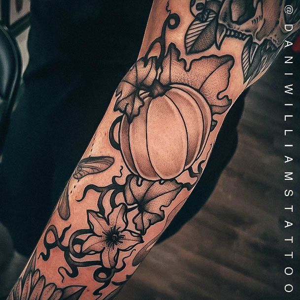 Decorative Looks For Womens Pumpkin Tattoo