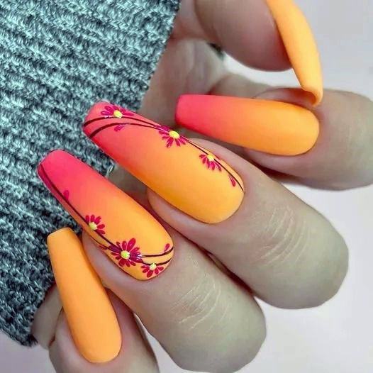 Decorative Looks For Womens Red Summer Nail