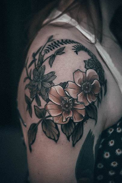 Decorative Looks For Womens Sexy Tattoo