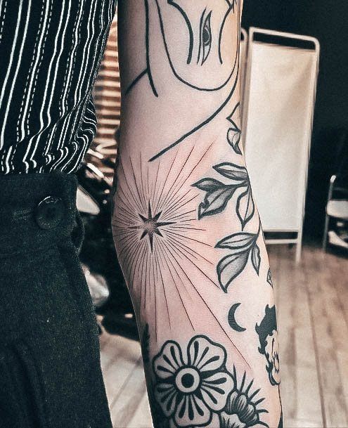 Decorative Looks For Womens Star Tattoo Rays Inner Forearm