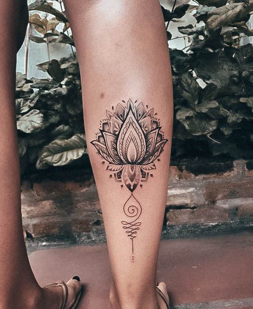 Decorative Mandala Tattoo On Female