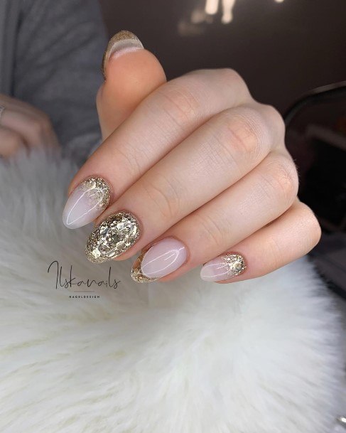 Decorative Metallic Gold Nail On Female