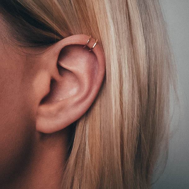 Delicate Sweet Double Helix Hoop Ear Piercing Design For Women