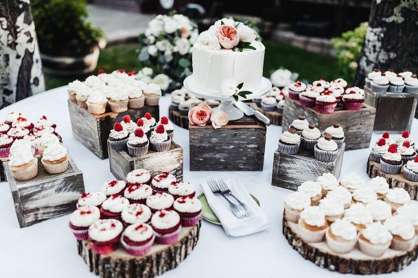 Delicious Elegant Wedding Desert Bar Inspiration Ideas