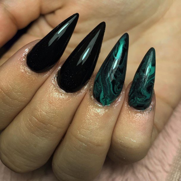 Delightful Nail For Women Black And Green Designs