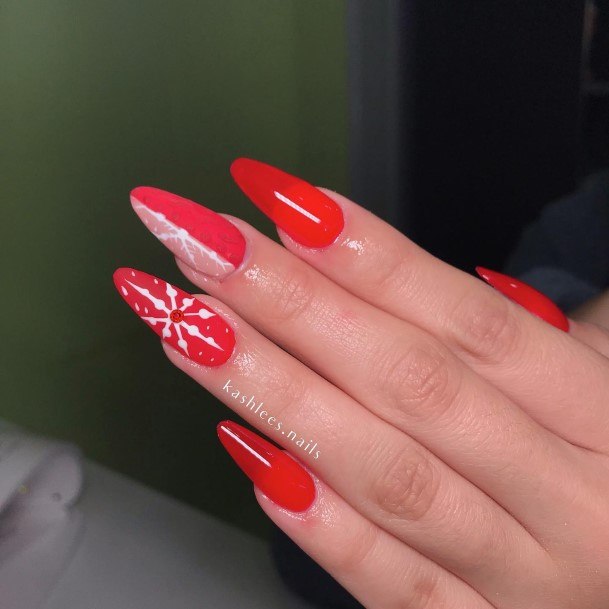 Delightful Nail For Women Red And White Designs