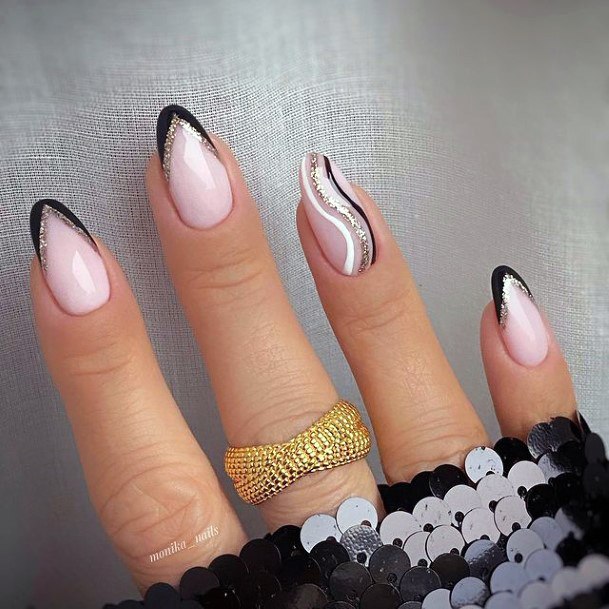 Delightful Nail For Women Shimmer Designs