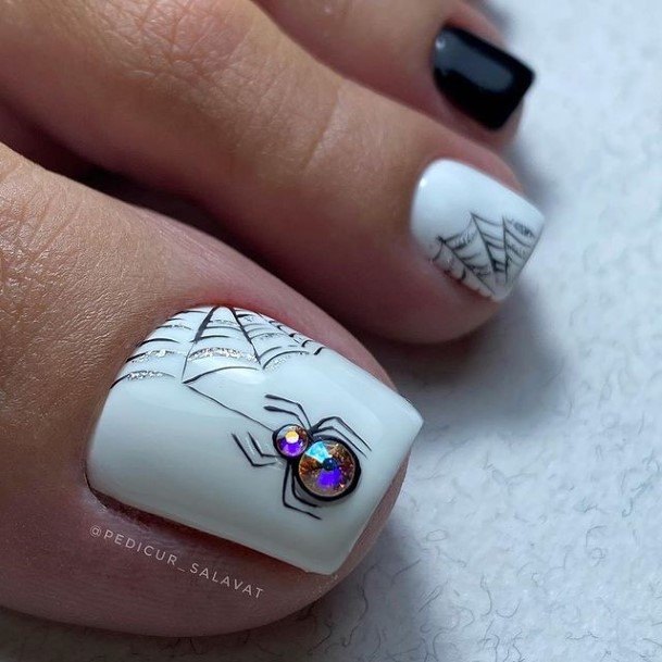 Delightful Nail For Women Spider Designs