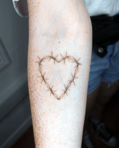 Delightful Tattoo For Women Barbed Wire Designs