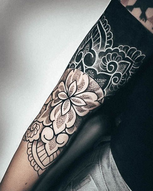 Delightful Tattoo For Women Blackout Designs