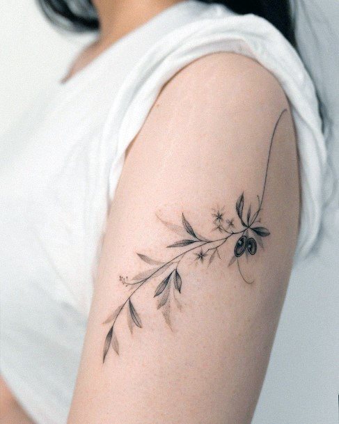 Delightful Tattoo For Women First Time Designs